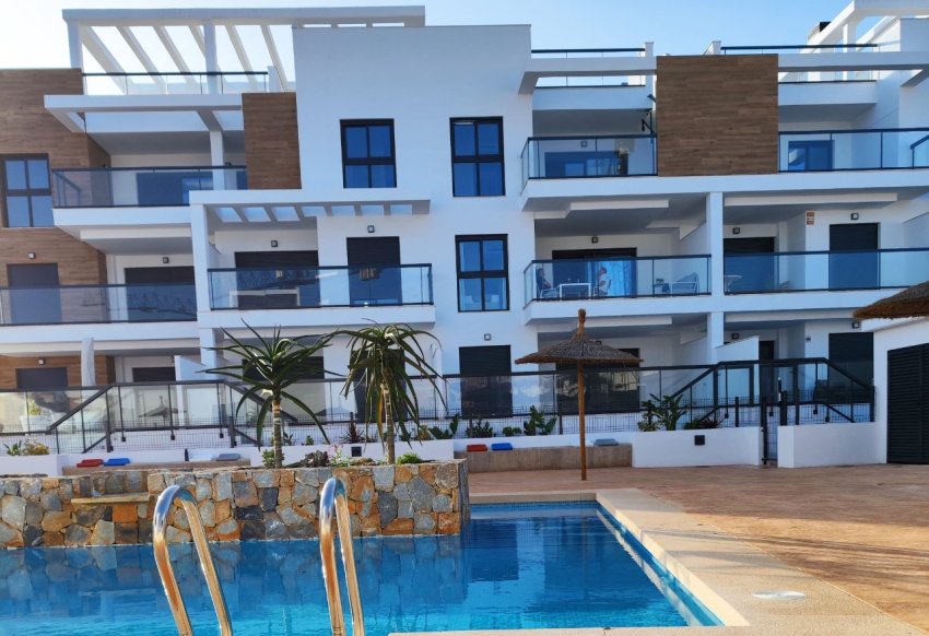 Herverkoop - Apartment - Pilar de la Horadada - El Mojón