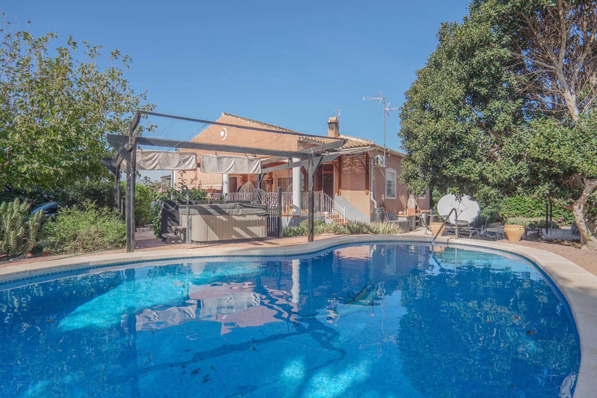 Herverkoop - Country House - Orihuela - San Bartolome