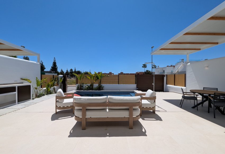 Obra nueva - Villa - Los Alcazares
