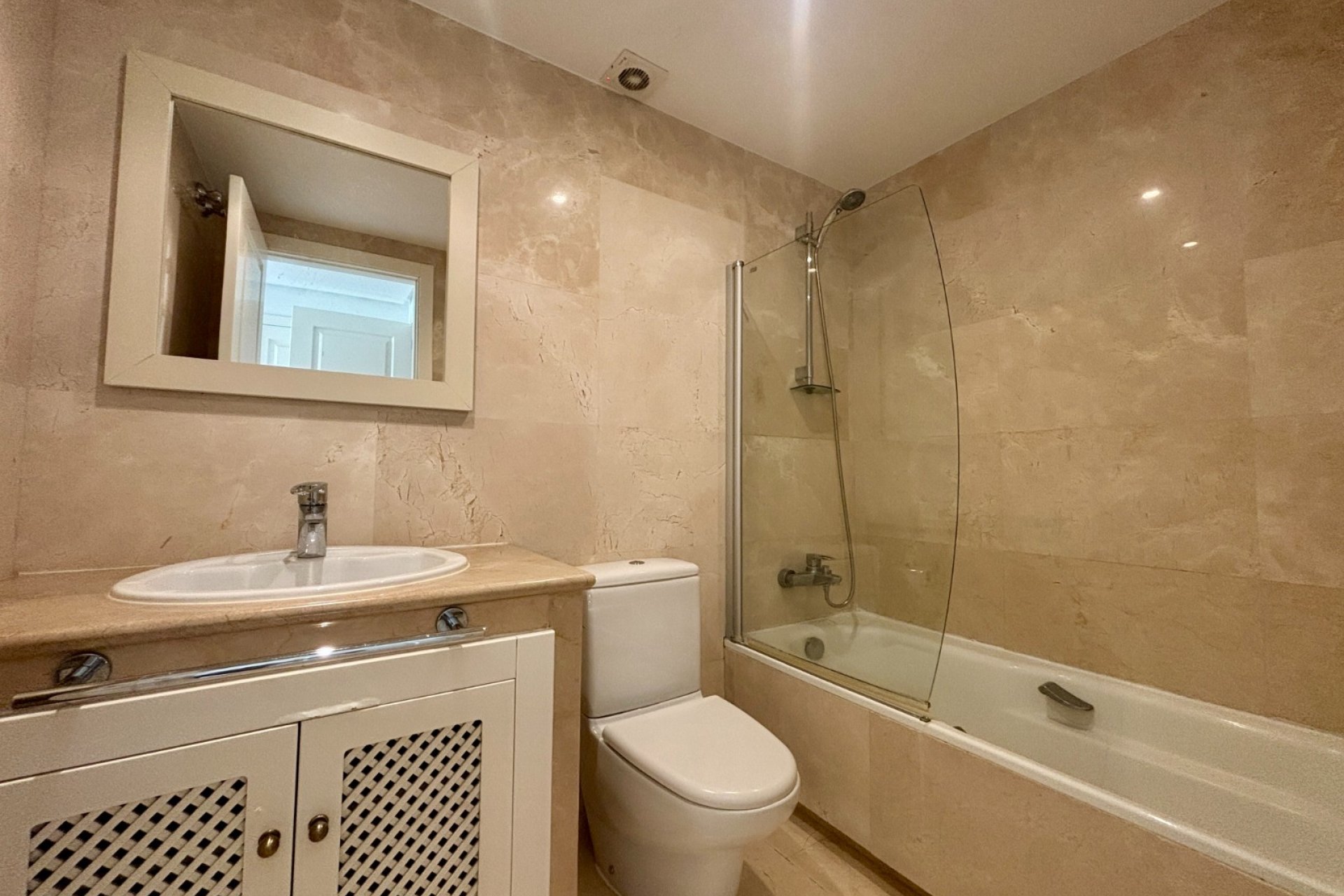 Resale - Apartment / flat - Los Alcazares