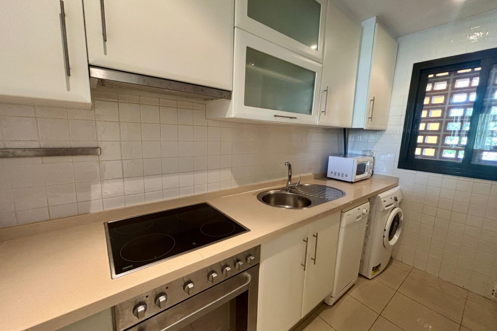 Resale - Apartment / flat - Los Alcazares