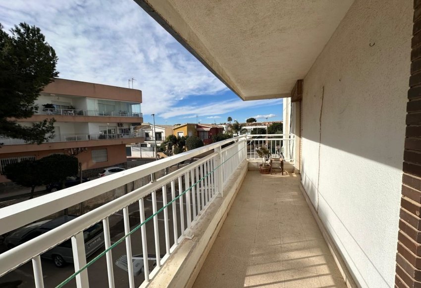 Resale - Apartment - Los Alcazares