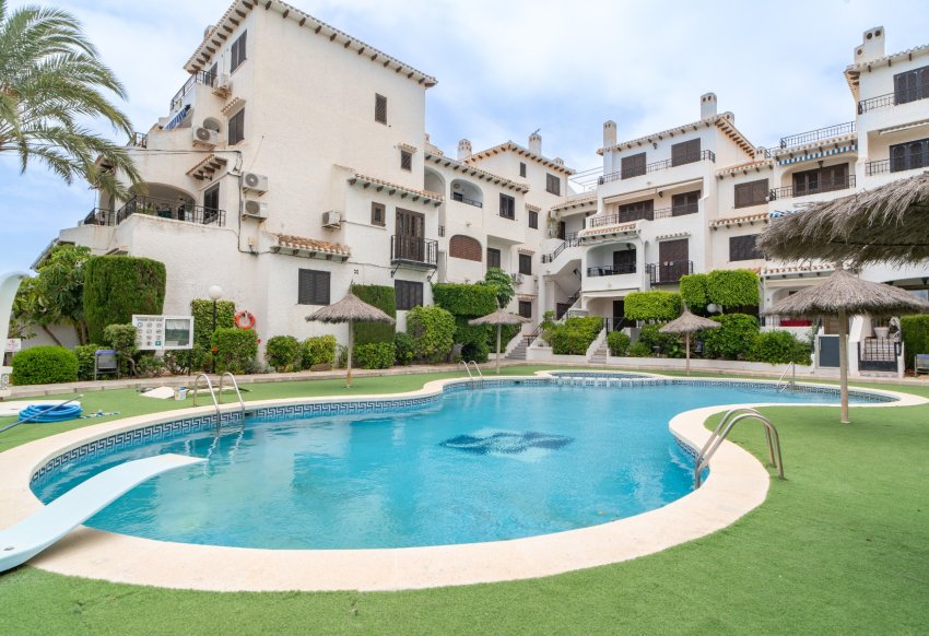 Resale - Apartment - Orihuela Costa - Cabo Roig