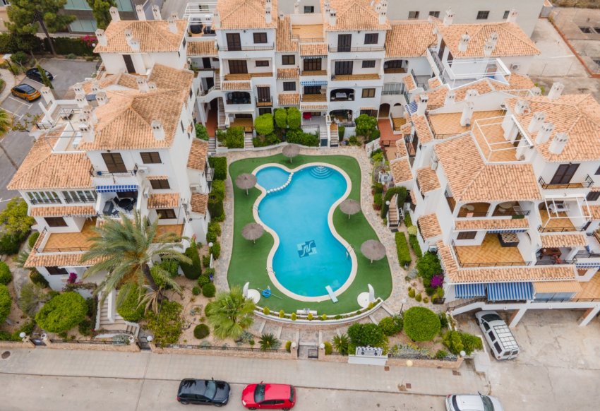 Resale - Apartment - Orihuela Costa - Cabo Roig
