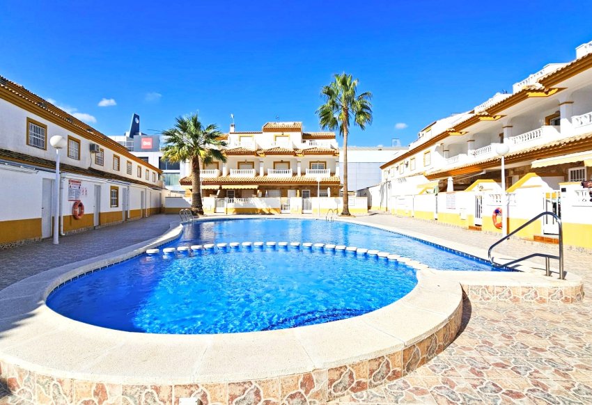 Resale - Townhouse - Los Alcazares