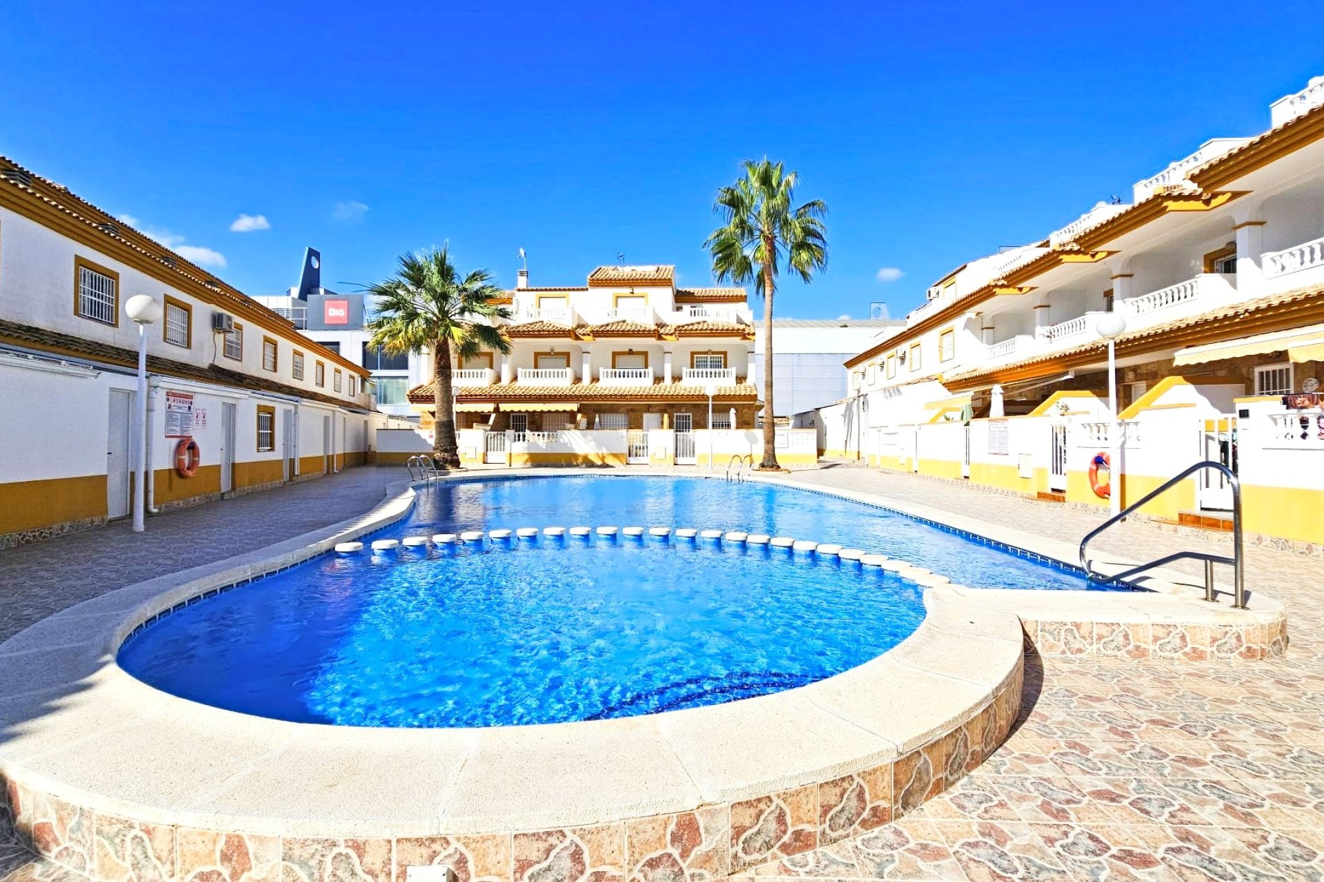Resale - Townhouse - Los Alcazares