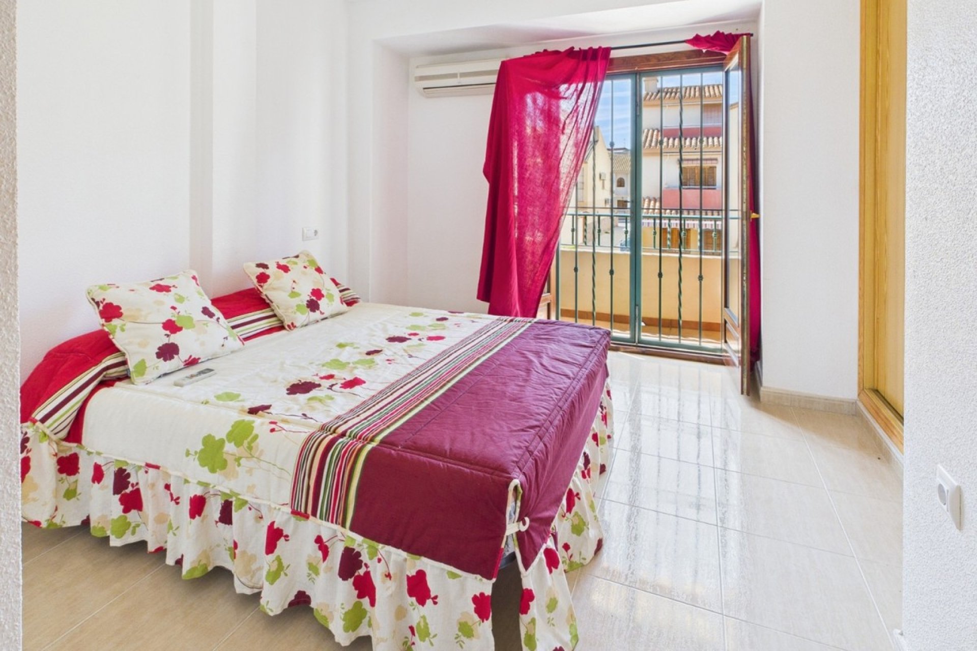 Resale - Townhouse - Los Alcazares