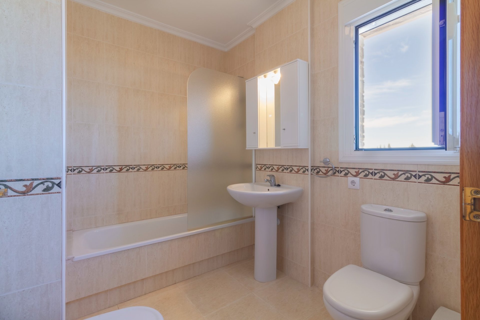 Resale - Townhouse - Los Alcazares