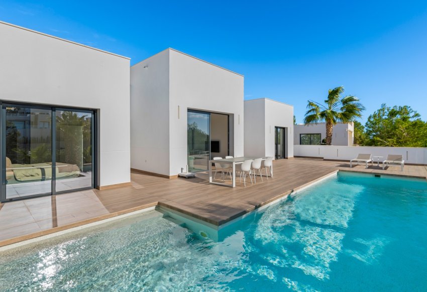 Resale - Villa - Las Colinas Golf Resort - Las Colinas golf