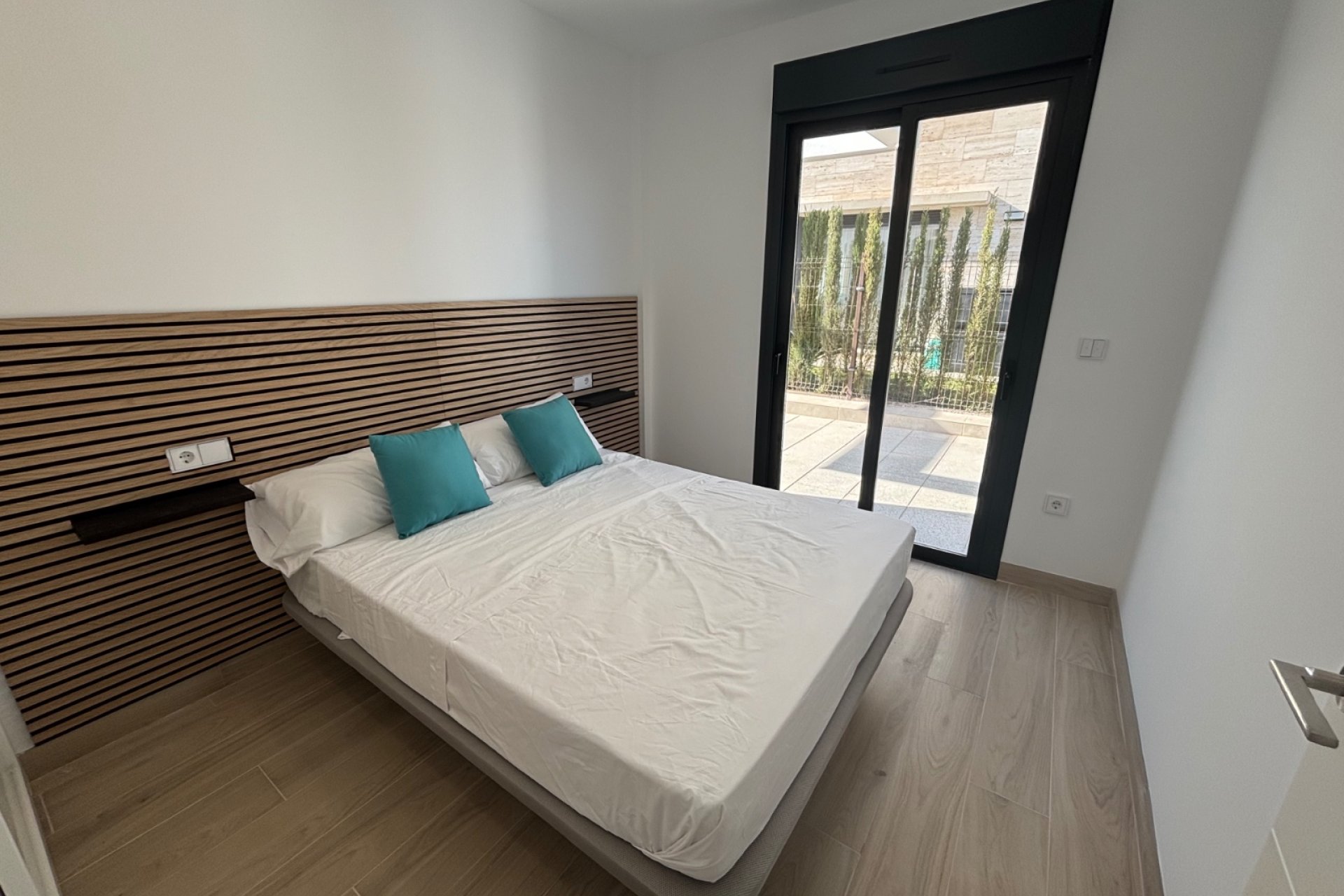 Resale - Villa - Los Alcazares - Roda