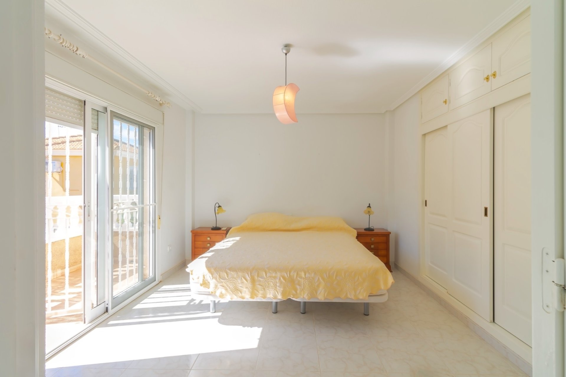 Resale - Villa - Los Alcazares