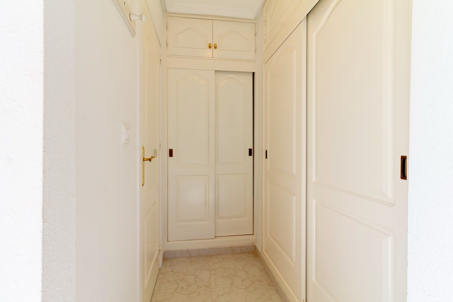 Resale - Villa - Los Alcazares