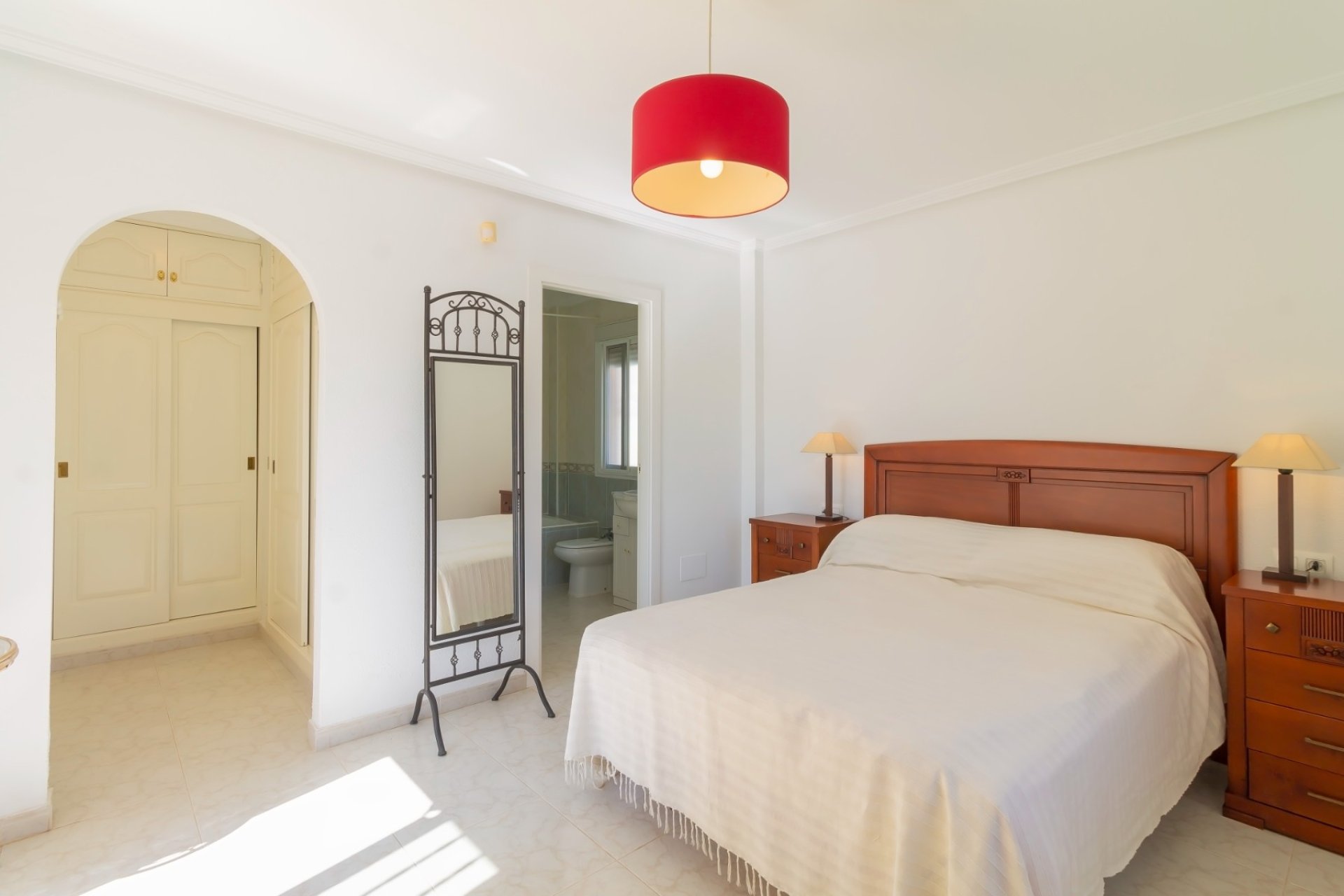 Resale - Villa - Los Alcazares
