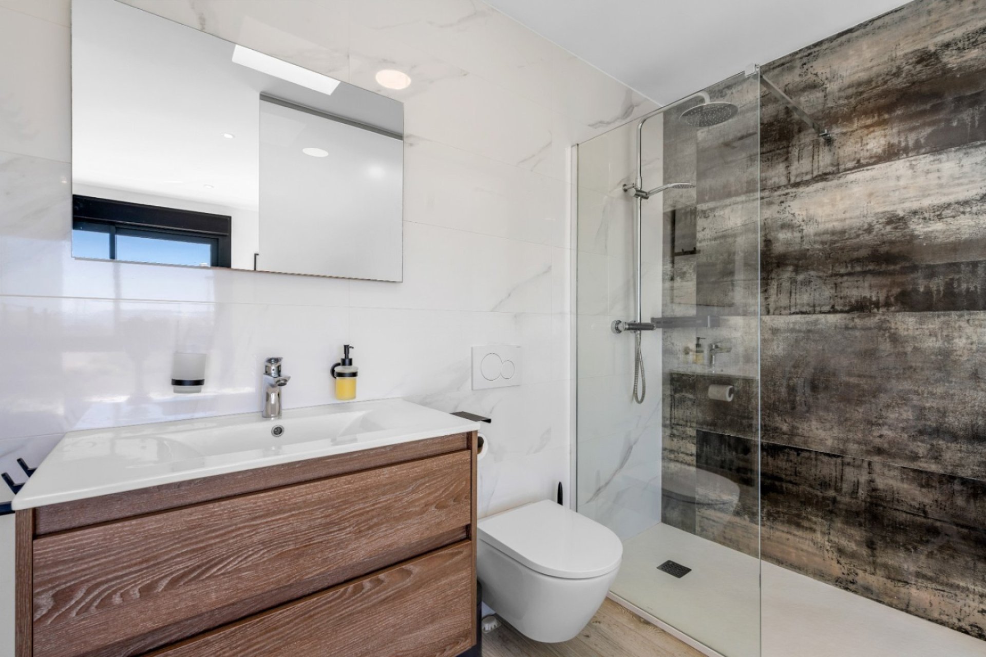 Resale - Villa - Los Alcazares