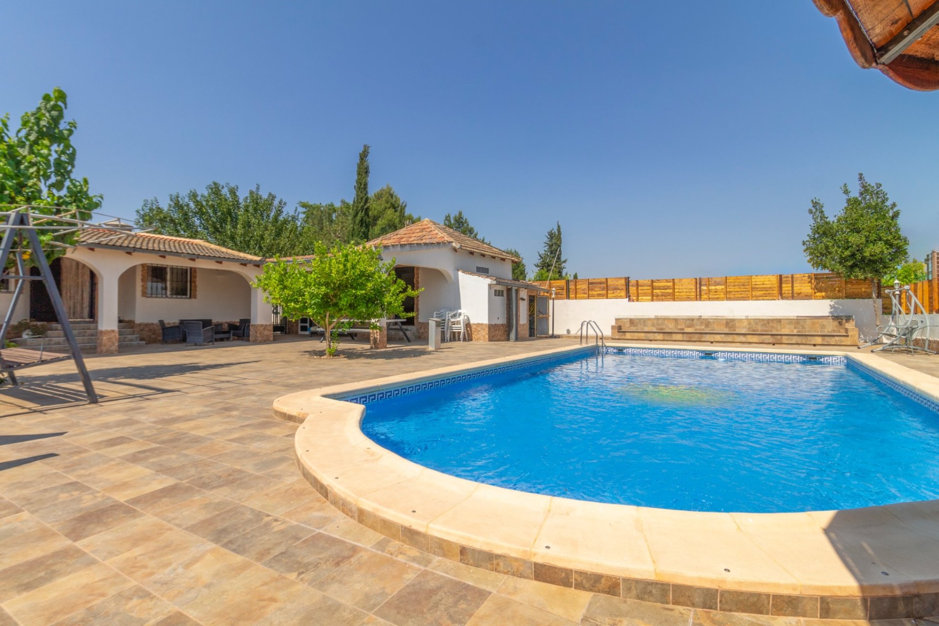 Resale - Villa - Los Alcazares