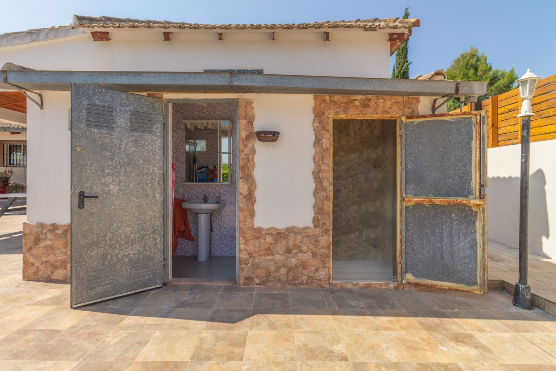 Resale - Villa - Los Alcazares