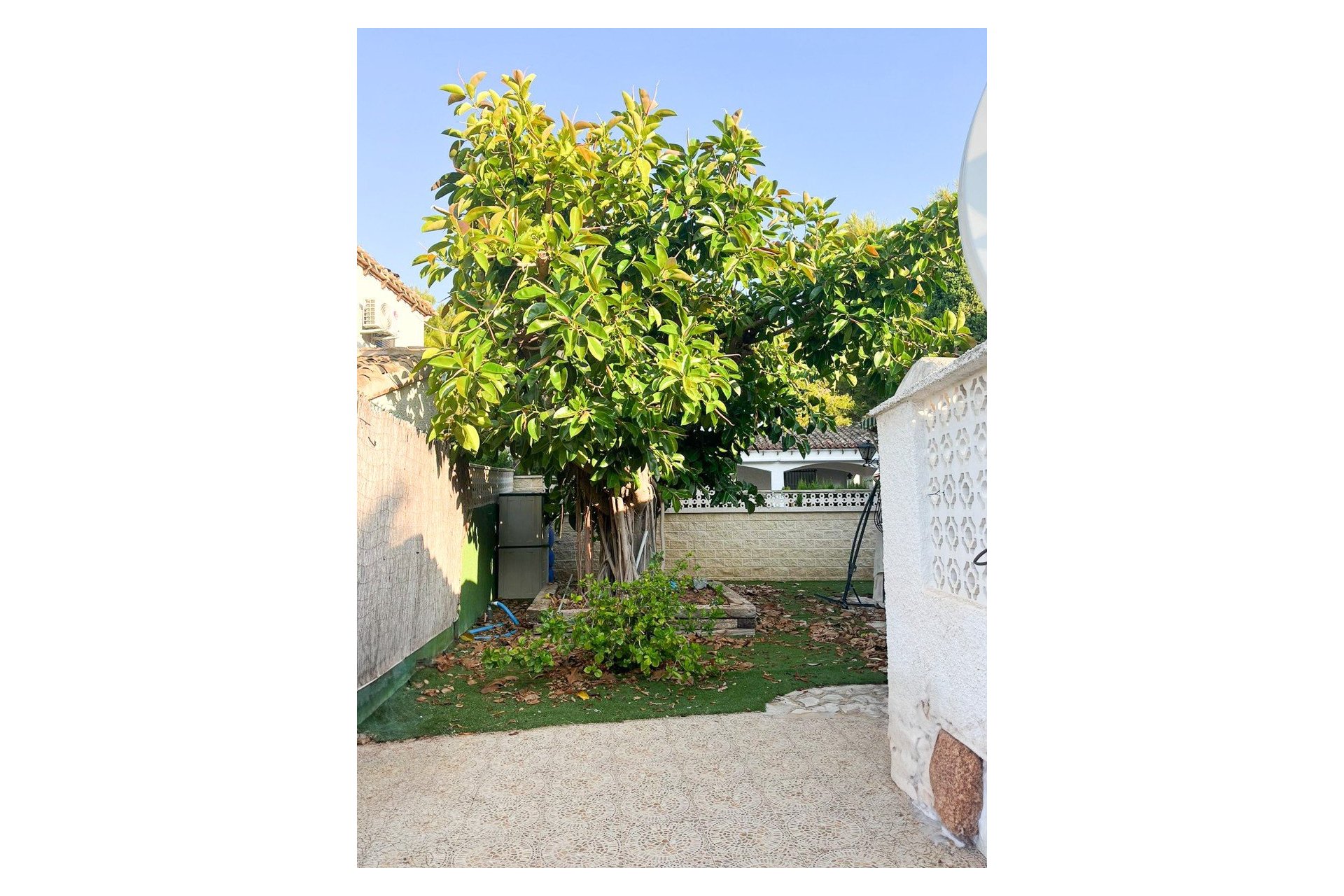 Resale - Villa - Orihuela Costa - Punta Prima