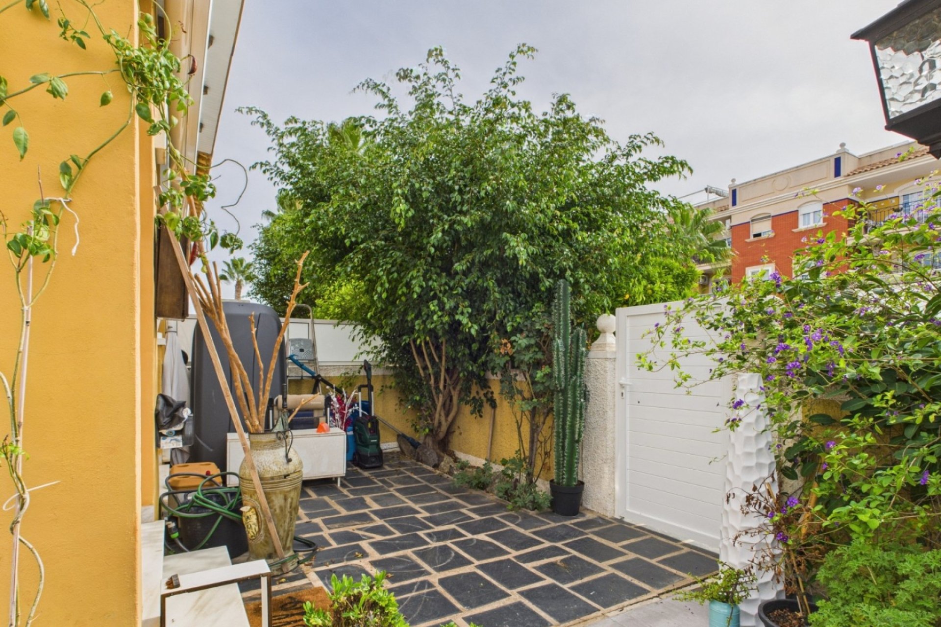 Resale - Villa / Semi semi-detached - Los Alcazares