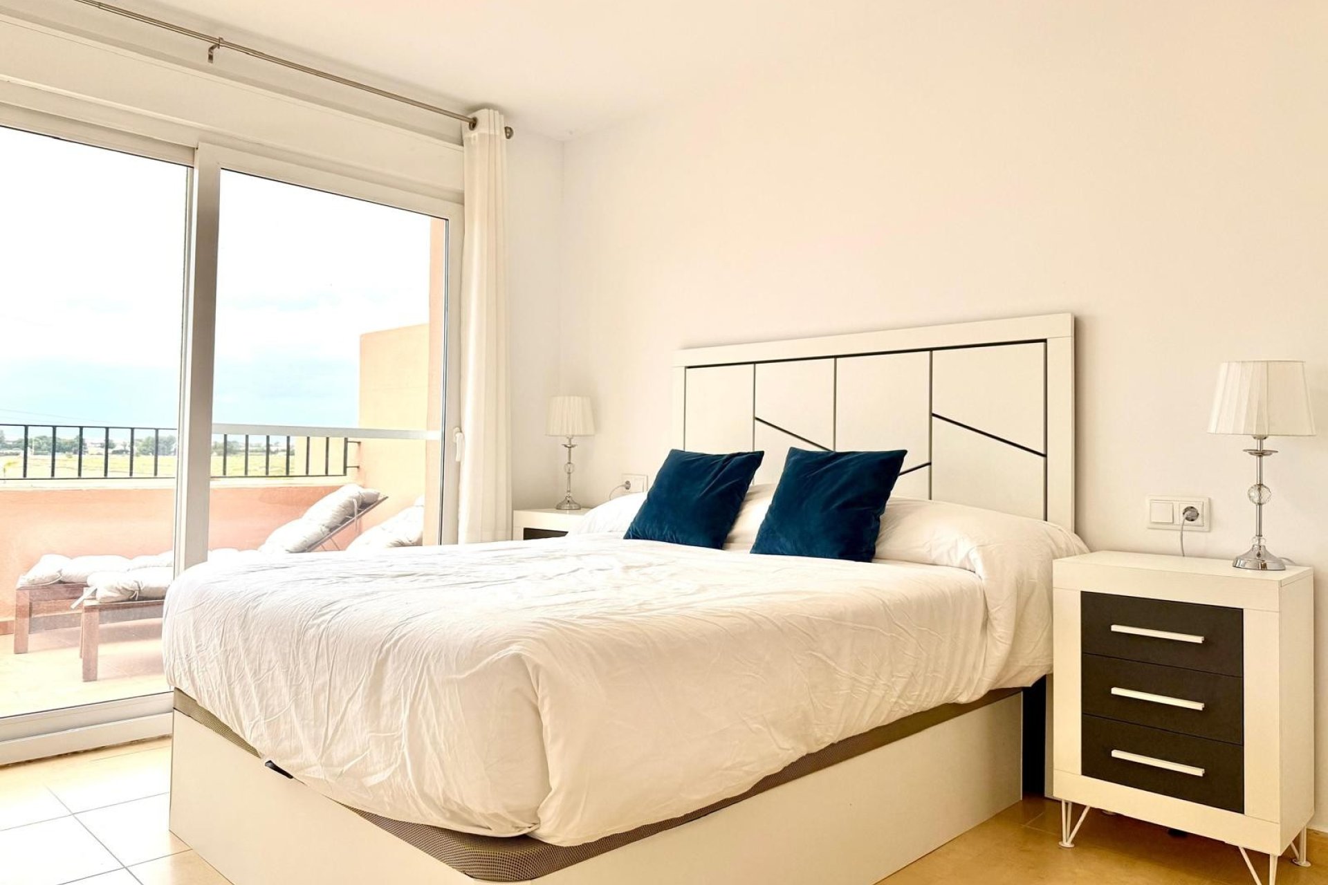 Reventa - Apartamento / piso - Los Alcazares