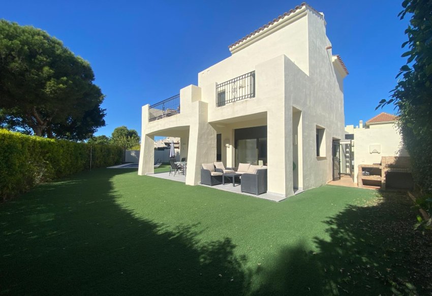 Reventa - Villa - Los Alcazares - Roda Golf Resort
