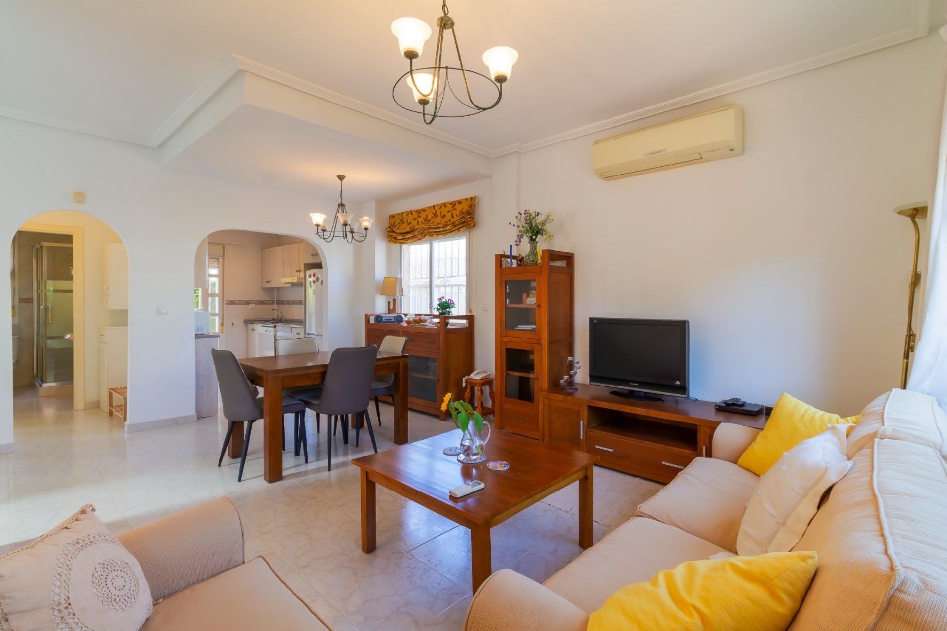 Reventa - Villa - Los Alcazares