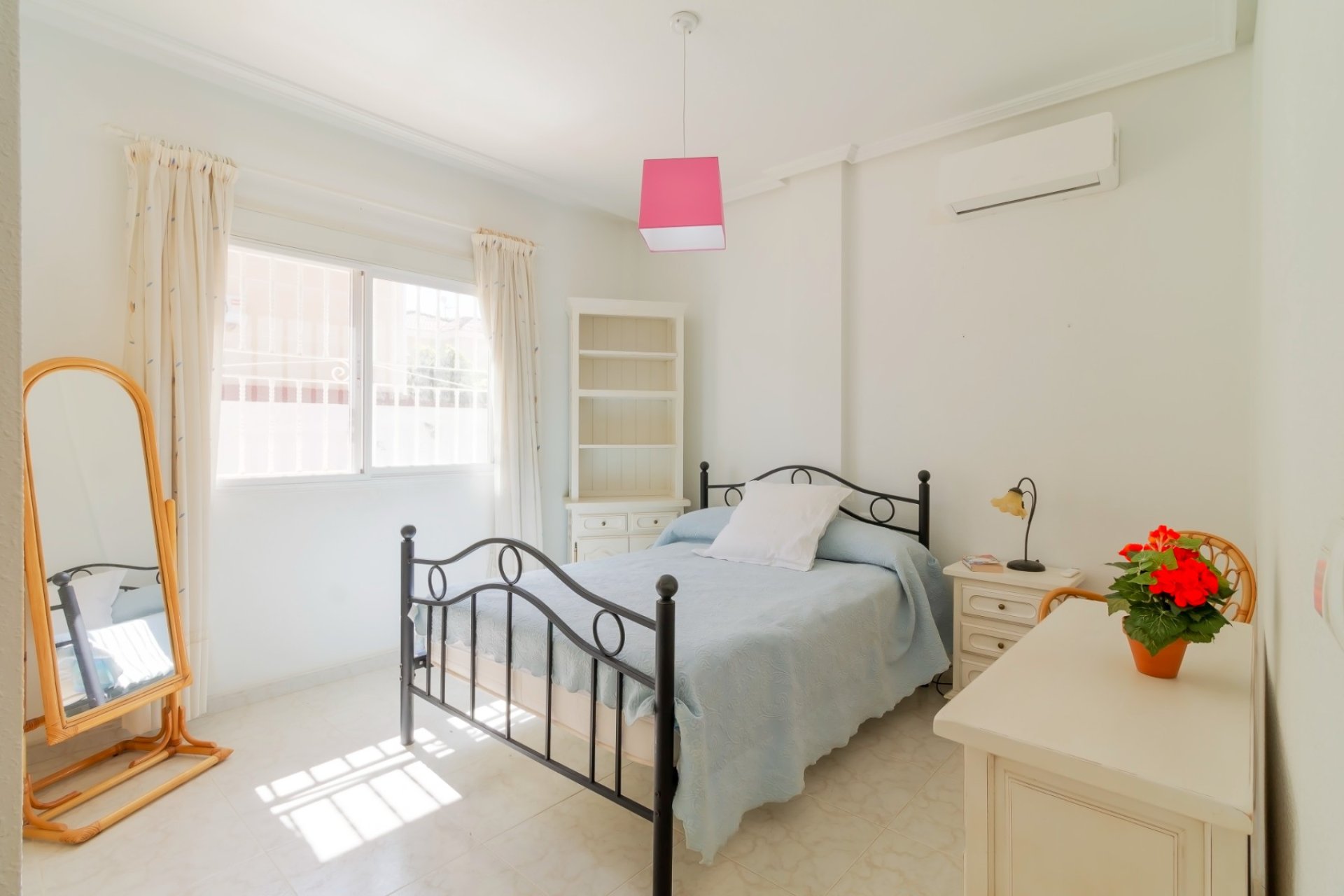 Reventa - Villa - Los Alcazares