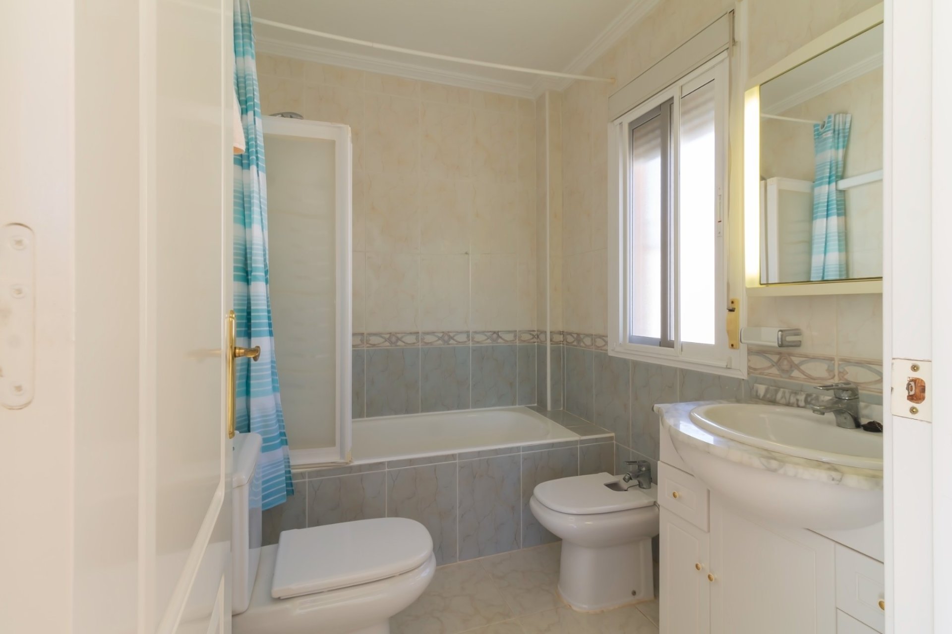 Reventa - Villa - Los Alcazares