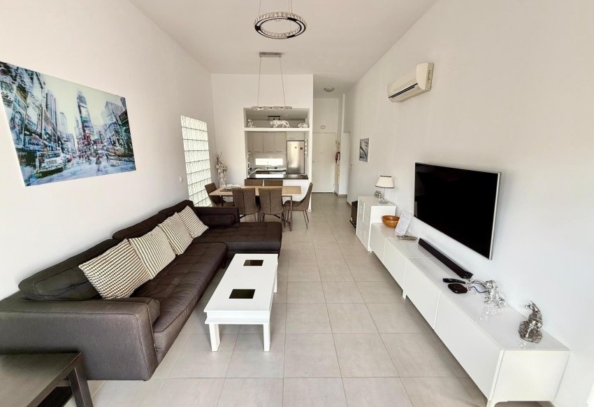 Reventa - Villa - Los Alcazares