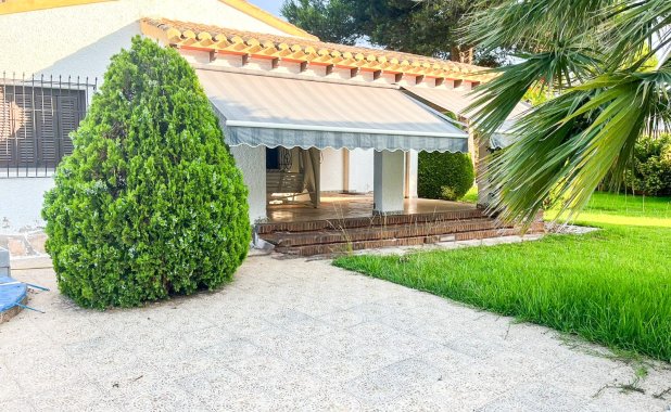 Villa - Resale - Orihuela Costa - Punta Prima