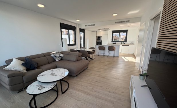 Resale - Villa - Los Alcazares - Roda Golf Resort