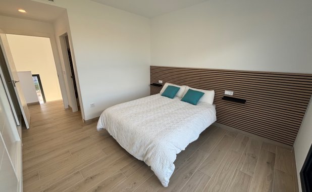 Resale - Villa - Los Alcazares - Roda Golf Resort