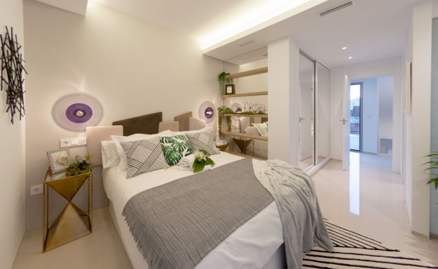 Resale - Villa - Los Alcazares