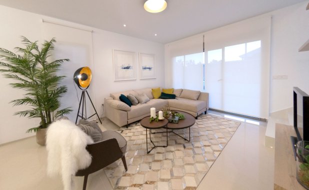 Resale - Villa - Los Alcazares