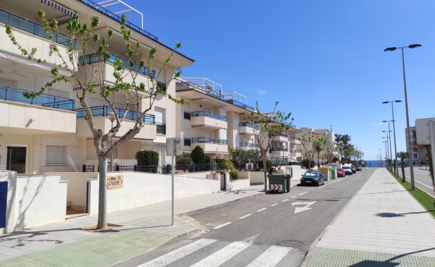 Herverkoop - Apartment - Mil Palmeras