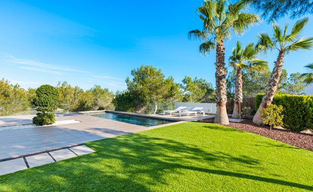 Resale - Villa - Las Colinas Golf Resort - Las Colinas golf