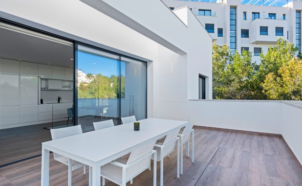 Resale - Villa - Las Colinas Golf Resort - Las Colinas golf