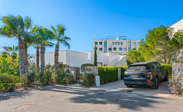 Resale - Villa - Las Colinas Golf Resort - Las Colinas golf
