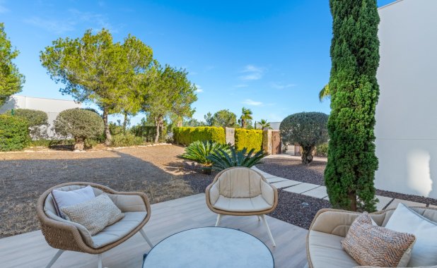 Resale - Villa - Las Colinas Golf Resort - Las Colinas golf