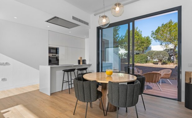 Resale - Villa - Las Colinas Golf Resort - Las Colinas golf