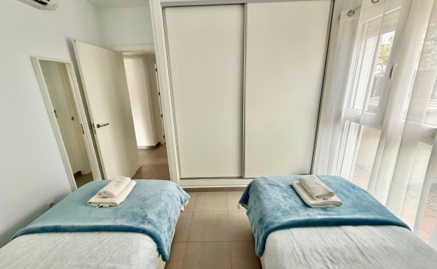 Reventa - Villa - Los Alcazares