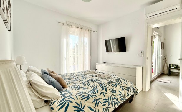 Reventa - Villa - Los Alcazares