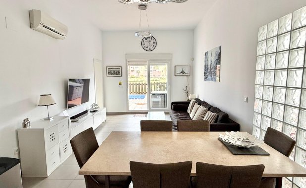 Reventa - Villa - Los Alcazares