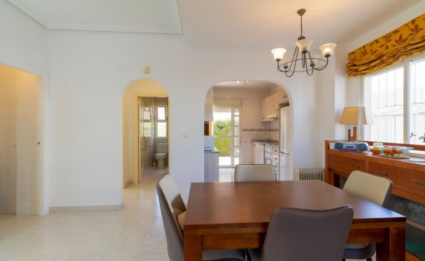 Reventa - Villa - Los Alcazares