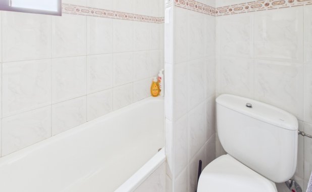 Resale - Villa / Semi semi-detached - Los Alcazares