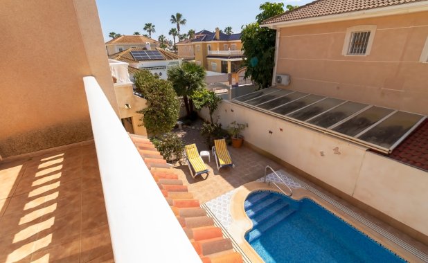 Reventa - Villa - Los Alcazares