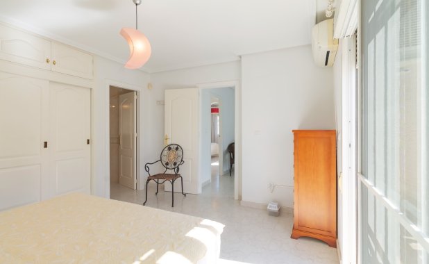 Reventa - Villa - Los Alcazares