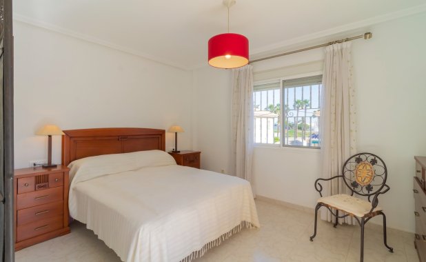 Reventa - Villa - Los Alcazares