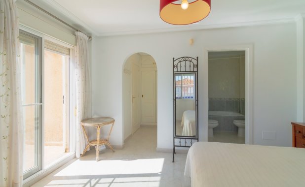 Reventa - Villa - Los Alcazares
