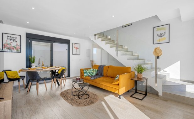 Resale - Villa - Los Alcazares