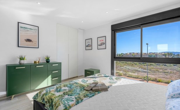 Resale - Villa - Los Alcazares